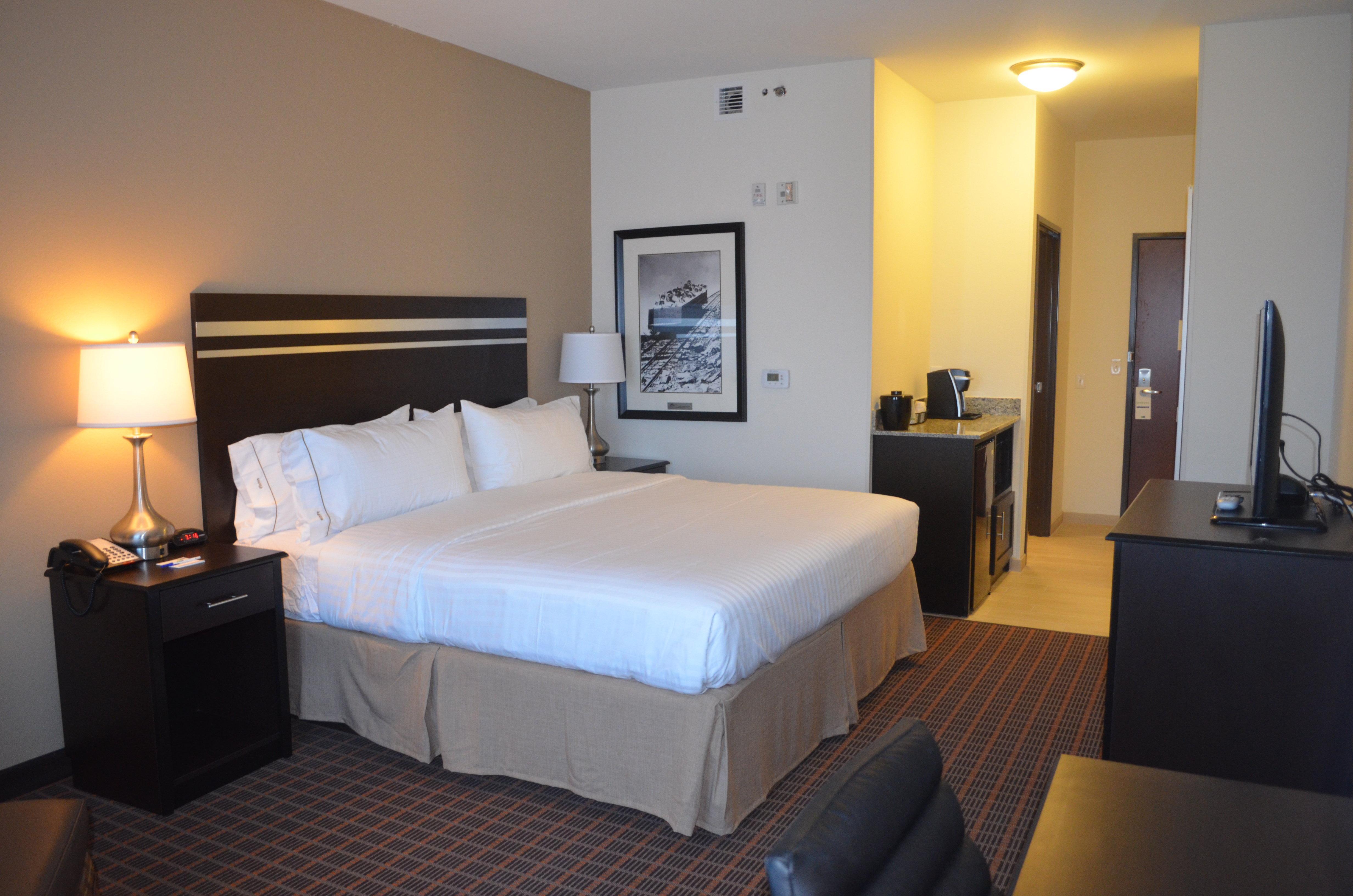 Holiday Inn Express & Suites Golden By Ihg Εξωτερικό φωτογραφία